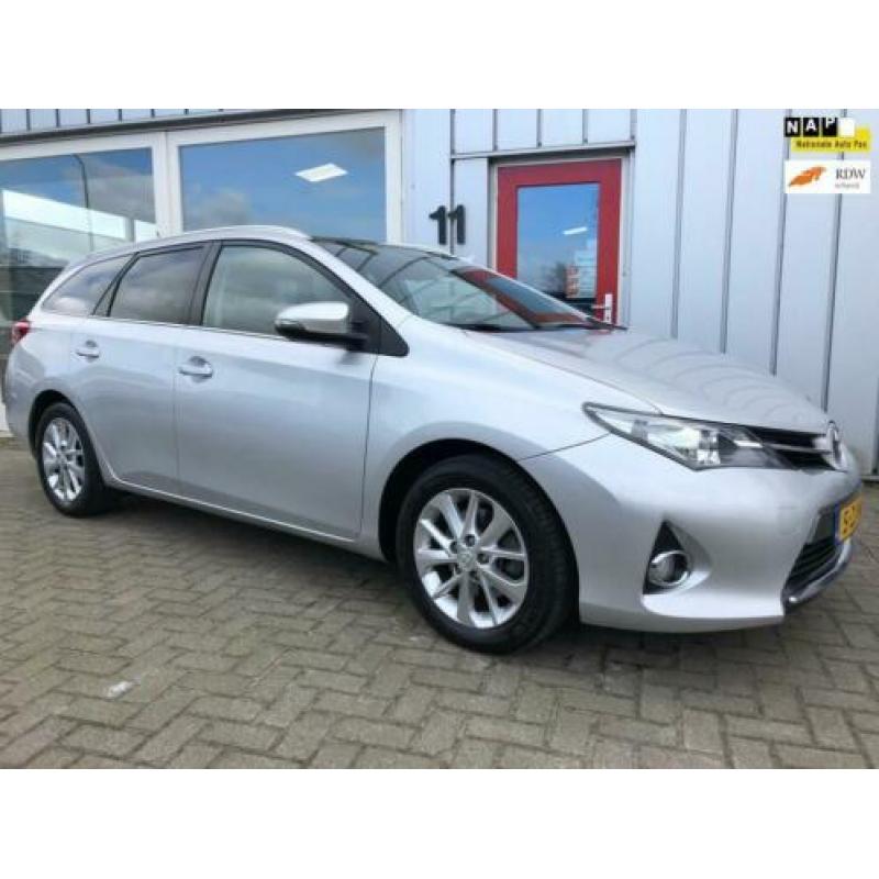 Toyota Auris Touring Sports 1.8 Hybrid Lease Navi/PanoDak