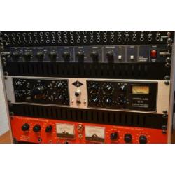 Universal Audio 6176 microfoon voorversterker compressor