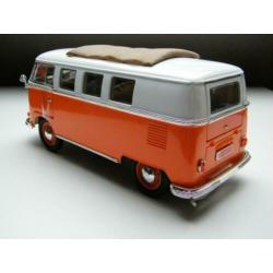 Volkswagen bus t1 transsporter+ te openen dak 1:18 modelauto