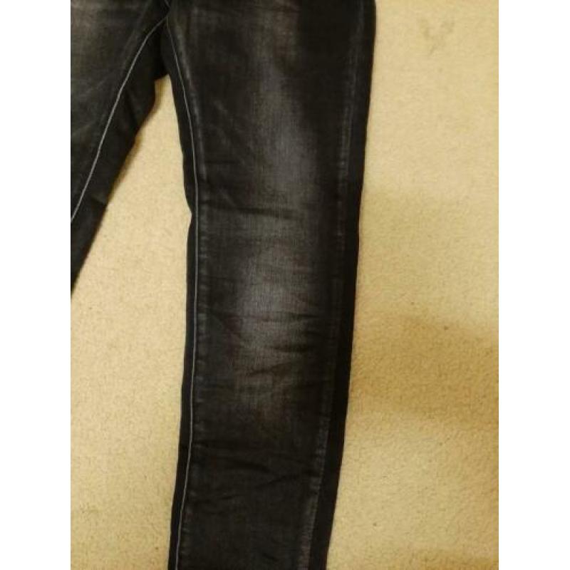 Jewelly skinny jeans maat 34