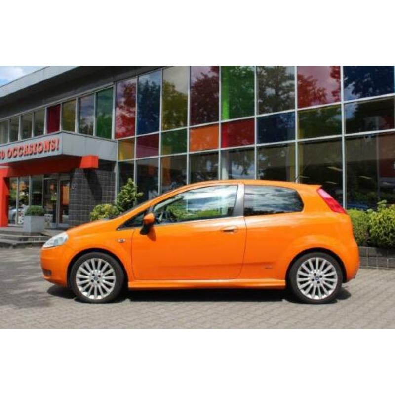 Fiat Grande Punto 1.4-16V Sport / PANORAMADAK / AIRCO-ECC /