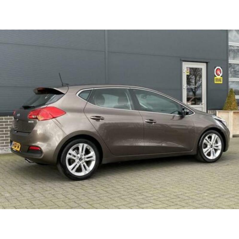 Kia Cee'd 1.6 GDI Business Pack / 135 PK / 1e Eigenaar / Nav