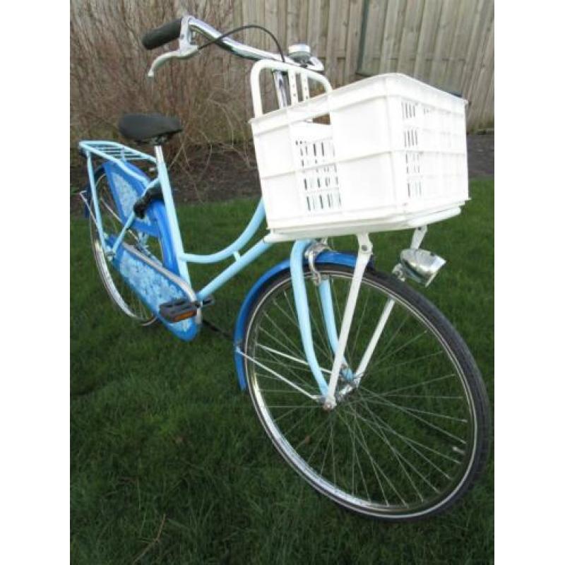 Gazelle meisjesfiets met transportrek en krat, 26 inch