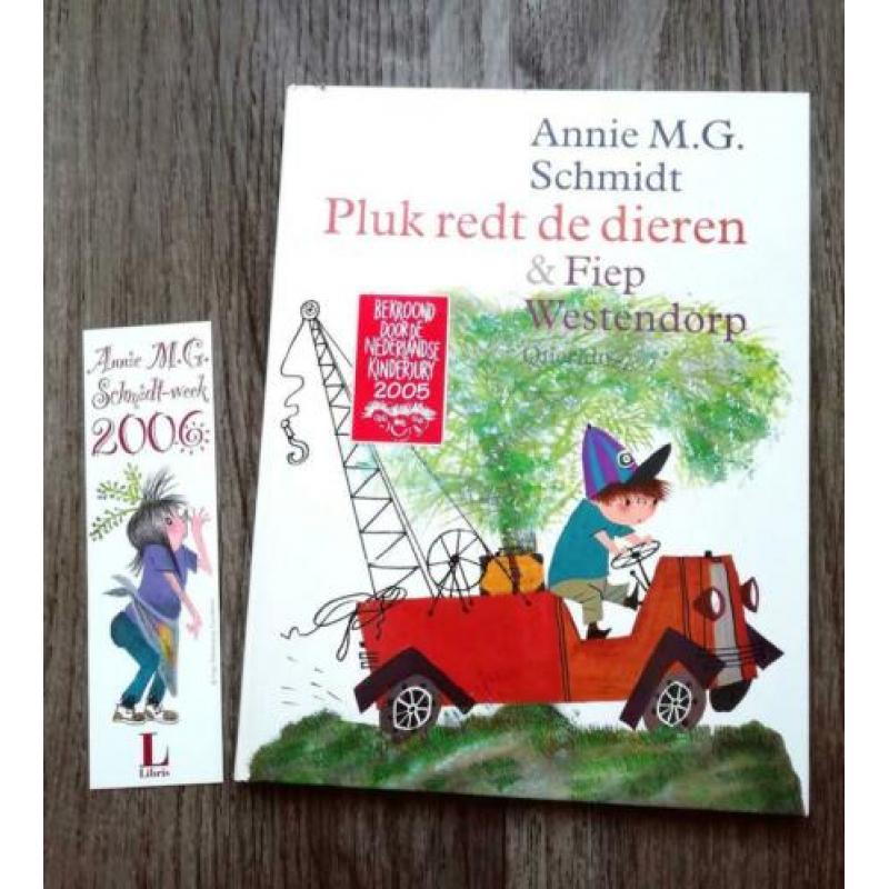 Pluk redt de dieren. Annie M.G.Schmidt. Zie omschrijving.