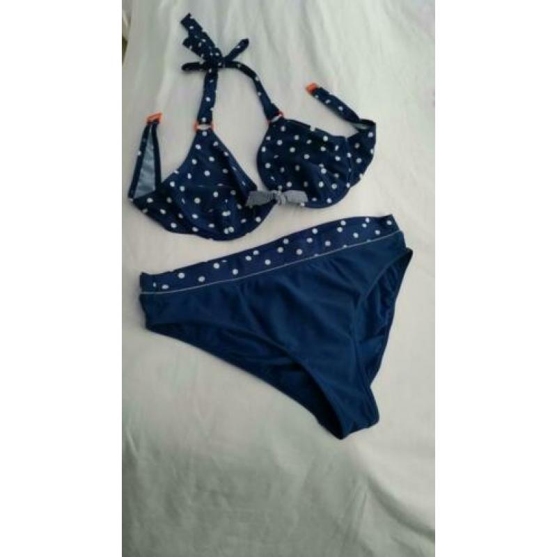 Esprit beugelbikini blauw met stippen maat 42