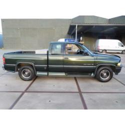 Dodge Ram 1500 extended cab V8