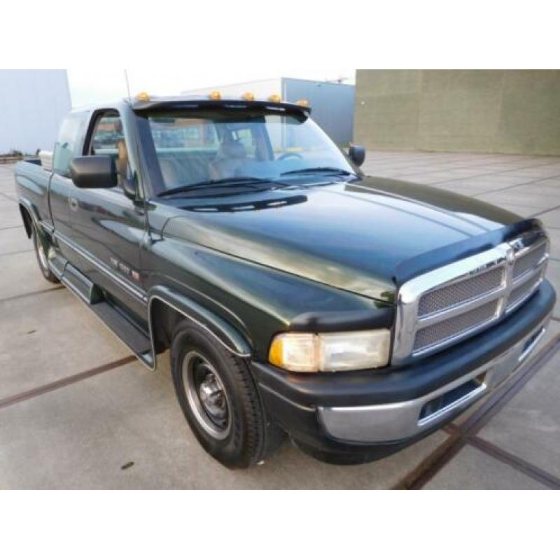 Dodge Ram 1500 extended cab V8