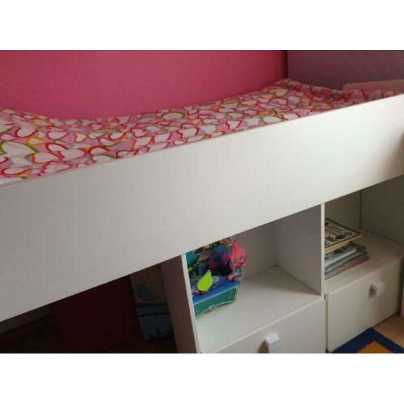 Halfhoog kinderbed