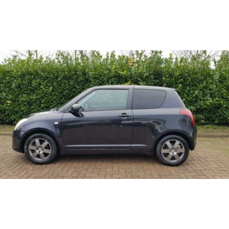 Suzuki Swift 1.5 Exclusive Navigatie Airco 160dkm Keyless En