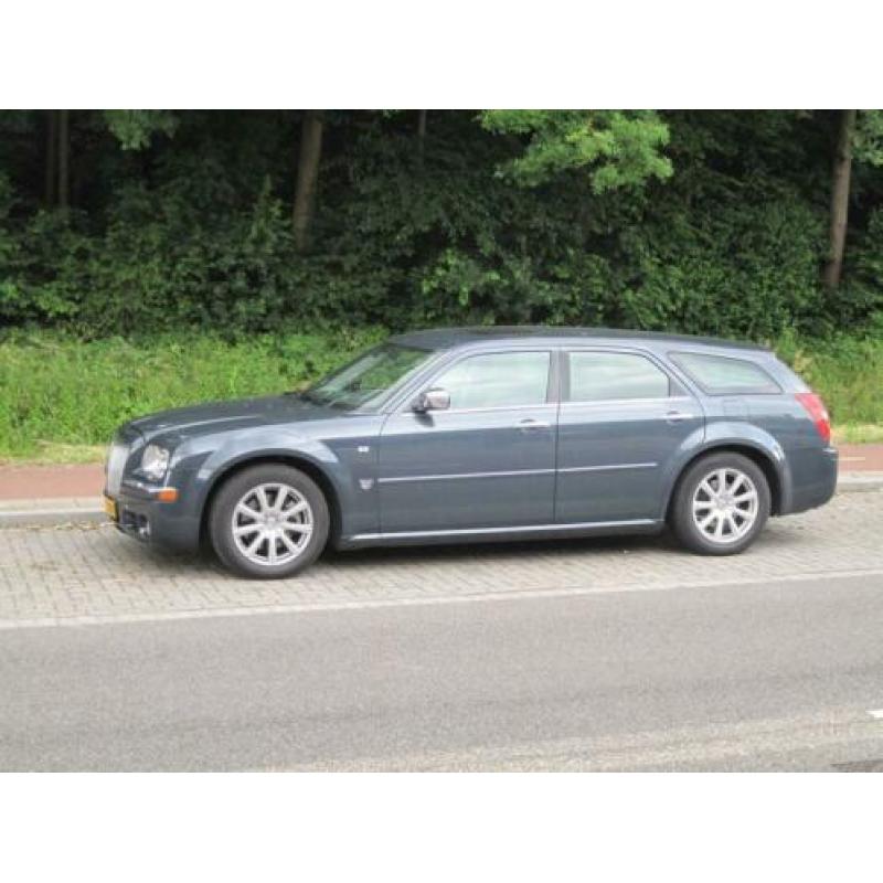 Chrysler 300C Touring 3.0 V6 CRD (bj 2007, automaat)