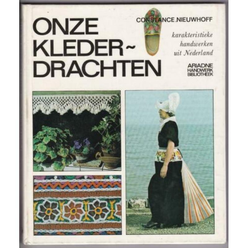 Onze klederdrachten - Ariadne Handwerk bibliotheek