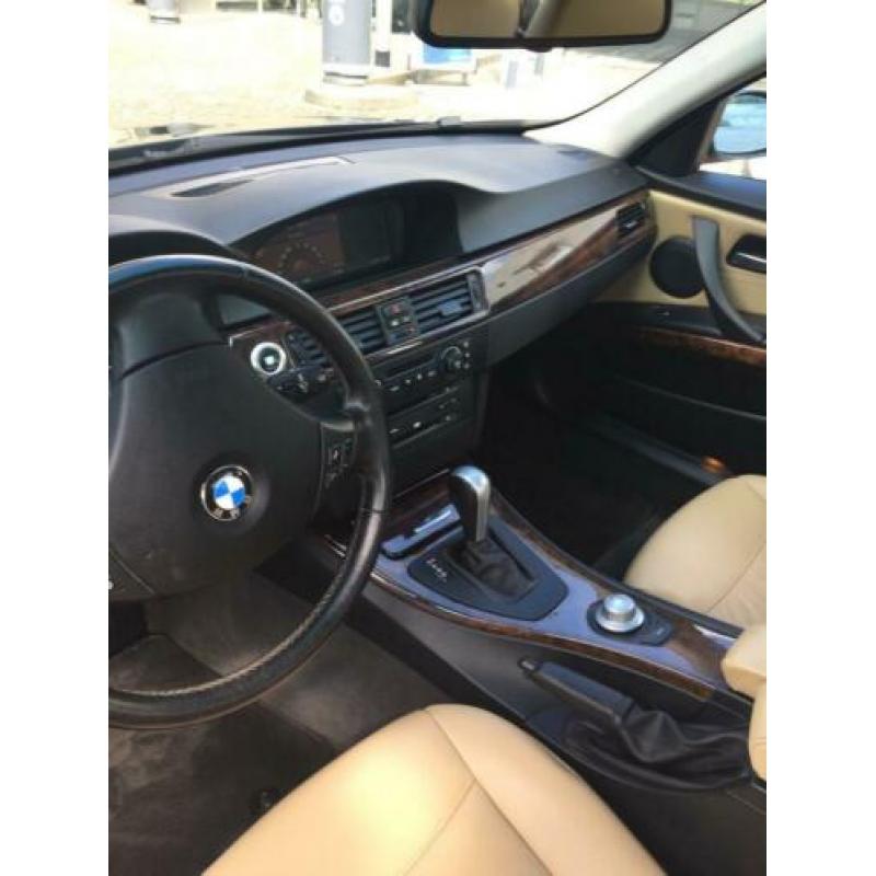 BMW 3-Serie 2.0 D 320D AUT 2005 Zwart Nap