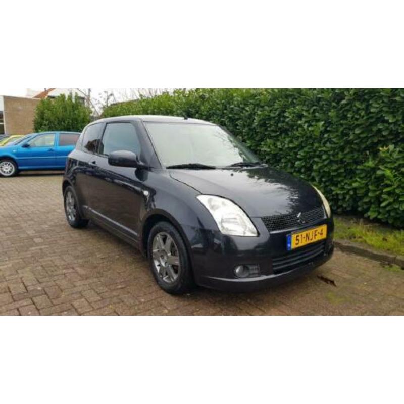 Suzuki Swift 1.5 Exclusive Navigatie Airco 160dkm Keyless En