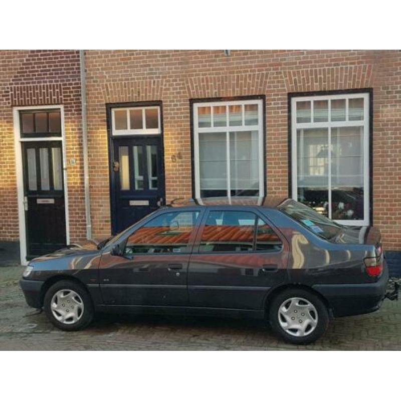 Peugeot 306 1.6 XR SDN 1999 Grijs