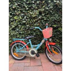 16 inch meisjes fiets metallic rood met groen en mandje