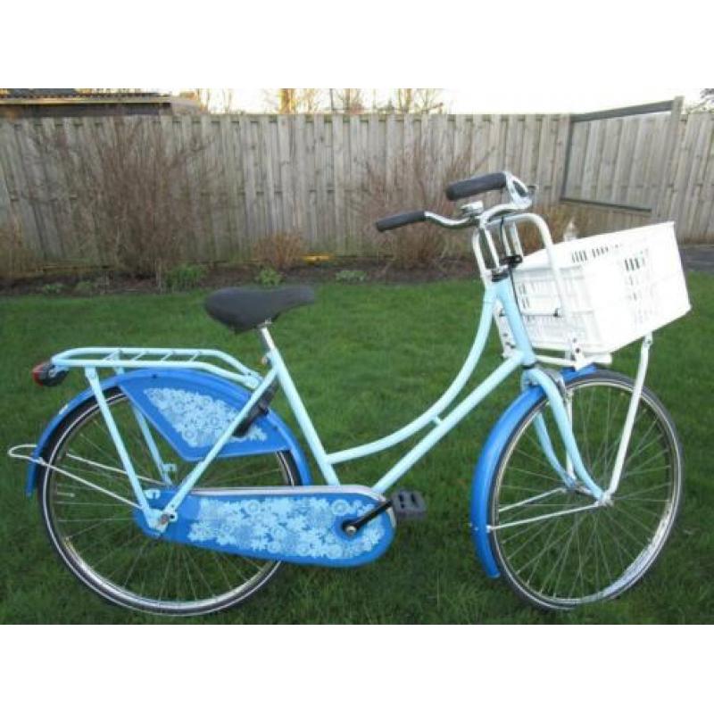 Gazelle meisjesfiets met transportrek en krat, 26 inch