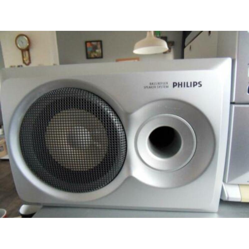 philips midiset radio,cd speler,cassette incl boxen