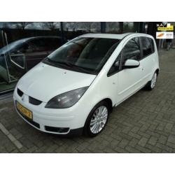 Mitsubishi Colt 1.5 Sky 5 deurs airco LAGE KM STAND