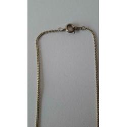 leuke goudkleurige ketting incl rozenhanger