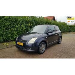 Suzuki Swift 1.5 Exclusive Navigatie Airco 160dkm Keyless En