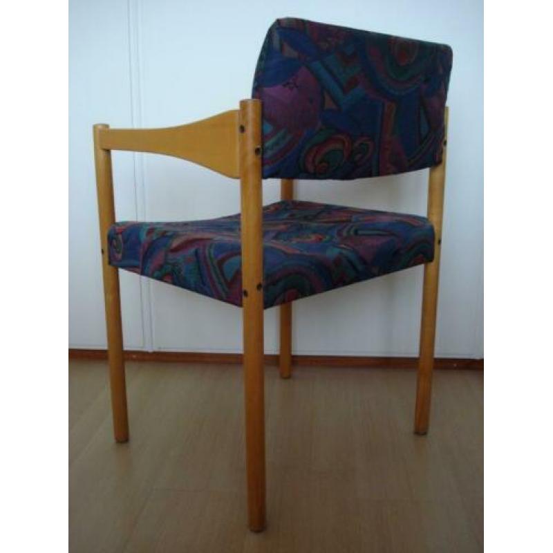 2 eetkamer stoelen