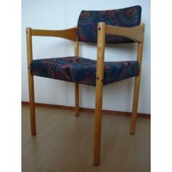 2 eetkamer stoelen