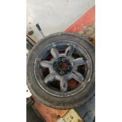 14 inch 4x100 LM velgen met banden