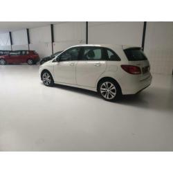 Mercedes-Benz B-klasse 160 Ambition Automaat