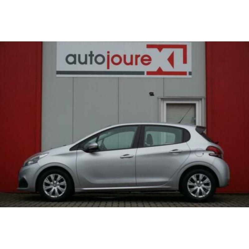 Peugeot 208 1.6 BlueHDi Active / 5 deurs / navigatie