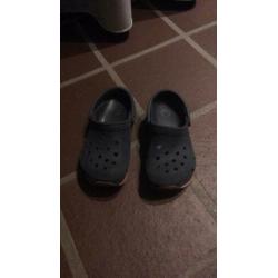 Crocs maat 10/11 donkerblauw