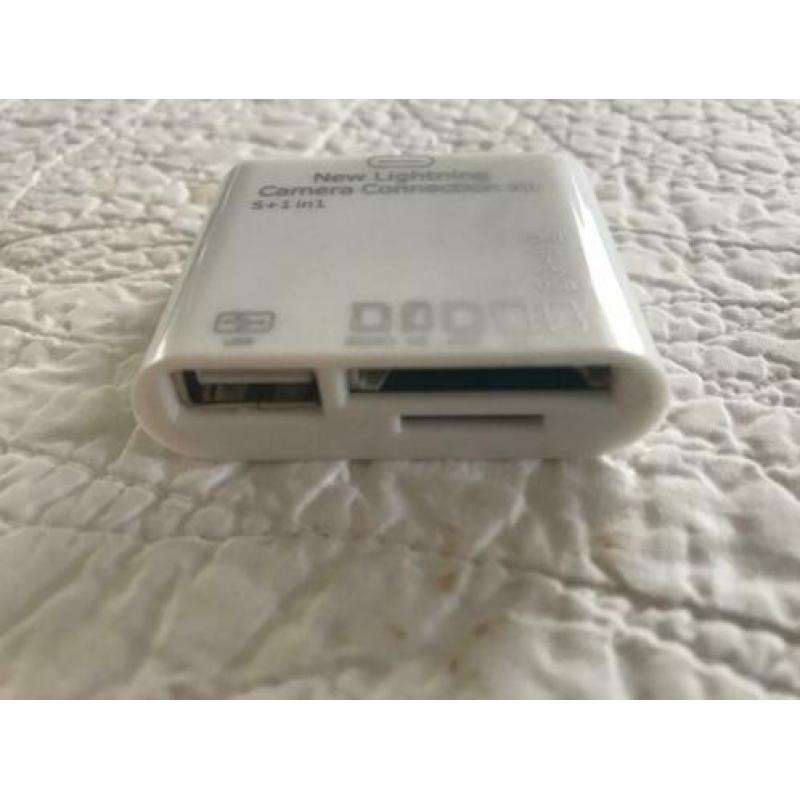 Te koop: iPad connection kit, lightning stekker