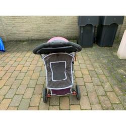 Nieuwe honden buggy rosé / grijs van kleur .