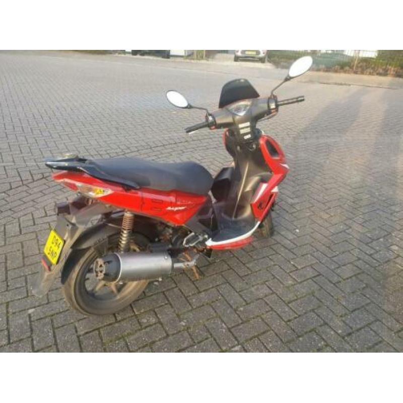 Kymco Super 8 Brom 4 Takt Rood! 1e Eigenaar!