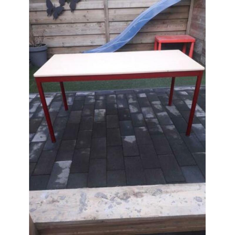 Te koop kantine/kantoor tafel