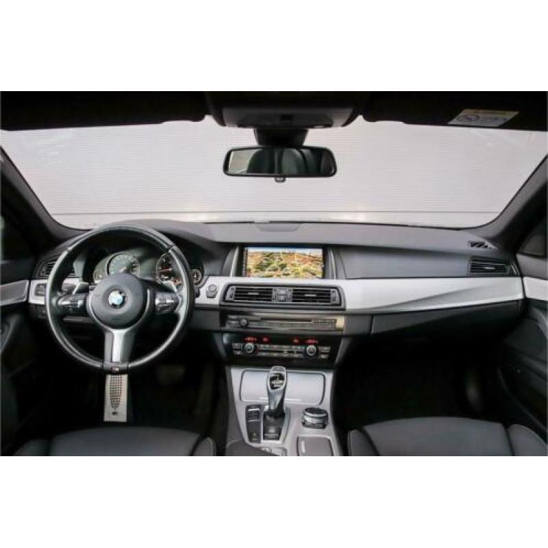 BMW 5 Serie Touring 530d High Exec. M-Pakket Pano HUD Led So