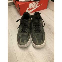 Nike schoenen ZGAN 38