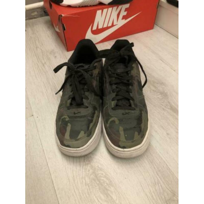 Nike schoenen ZGAN 38