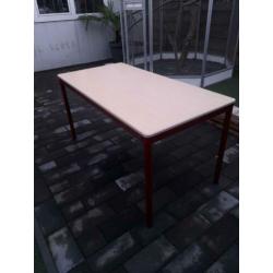 Te koop kantine/kantoor tafel