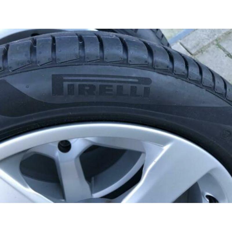 18 inch Volvo velgen 235-45-18 zomerbanden S60,V60,V70,S80