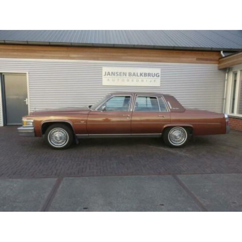 Cadillac Fleetwood 6 CB 69 Brougham (bj 1978, automaat)