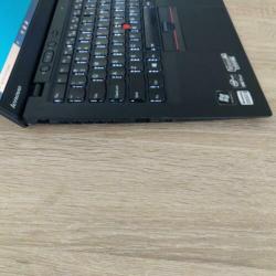 Lenovo X1 Carbon. I5 2,5 GHz, 8GB RAM, 250GB SSD, 14,1 inch