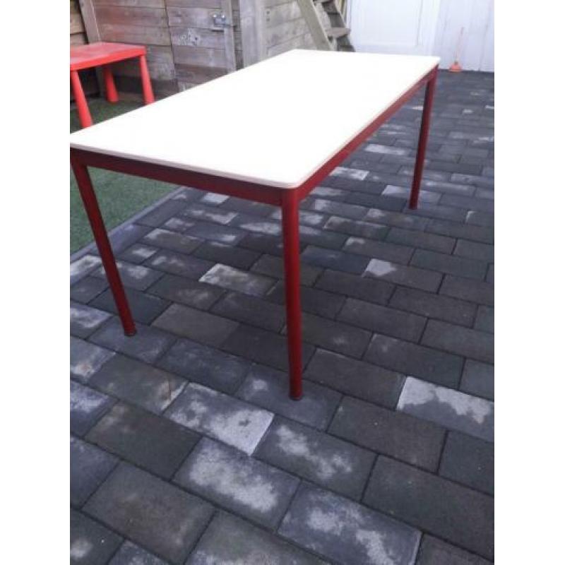 Te koop kantine/kantoor tafel