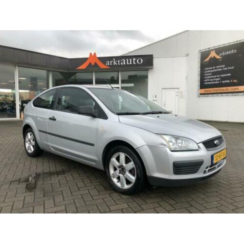 Ford Focus 1.4-16V Trend Airco Nieuwe APK!!