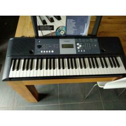 Yamaha YPT-230