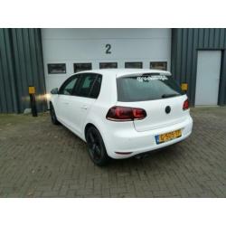 Volkswagen GOLF 1.4 TSI Highline 160PK Navi Pdc