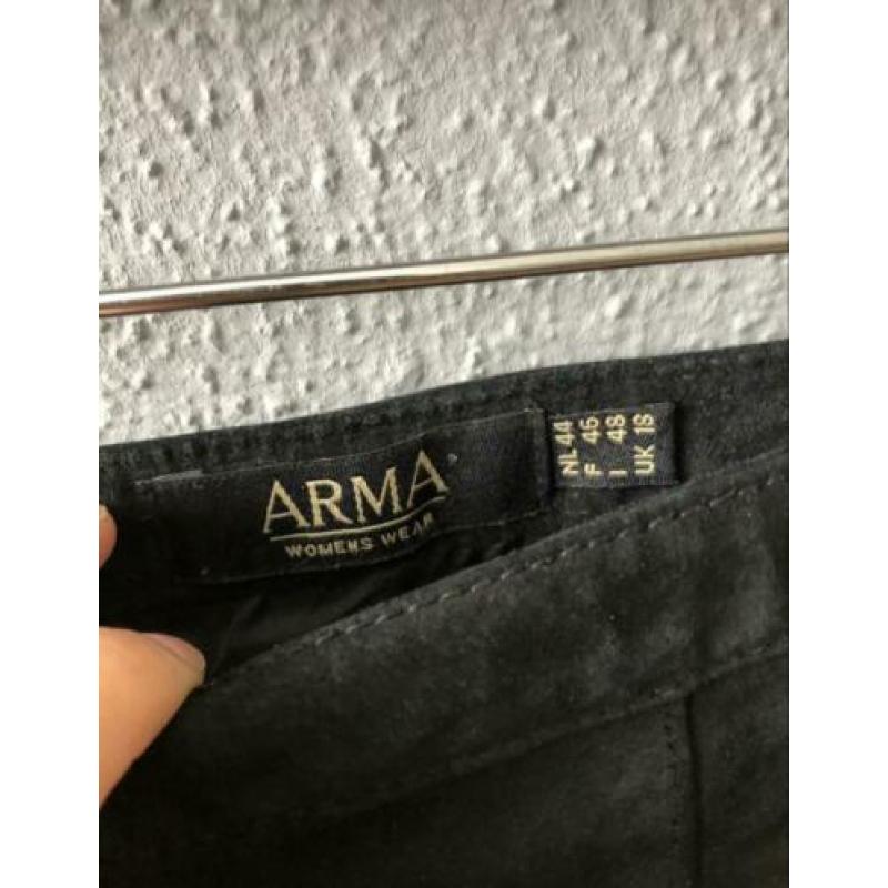 Arma rok maat 44 / L Suède