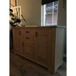 Te Koop: Eiken Dressoir!