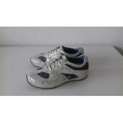 Leren Wolky MAAT 37 metallic zilver witte schoenen ZGAN