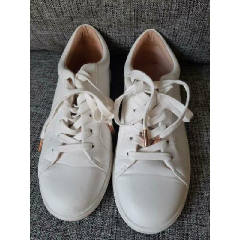 Witte sneakers maat 41