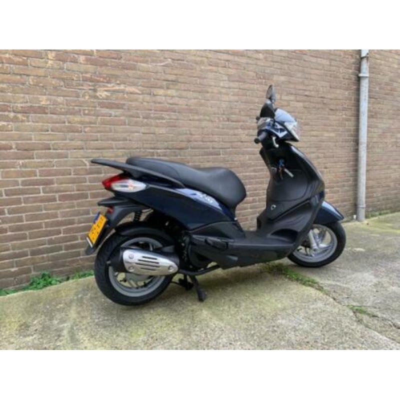 Piaggio New Fly 125 2015 11731km 3 maanden Bovag garantie